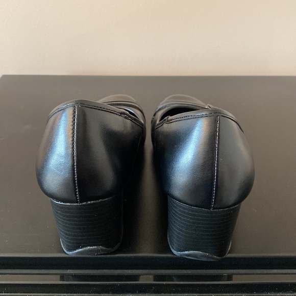 Apt 9 Women Size 8 Black Shoes - Picture 4 of 5